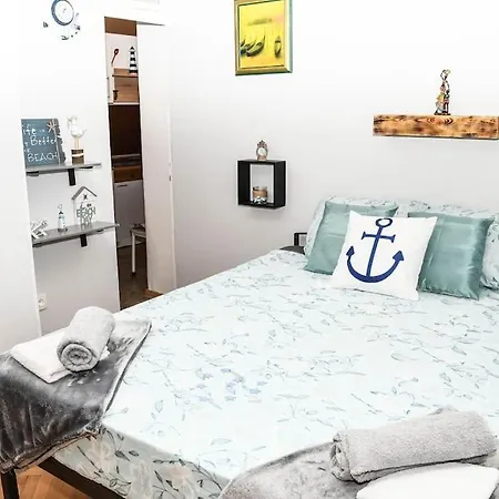 Apartman Aria *